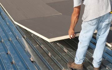 benefits of insulating Parciau flat roofing